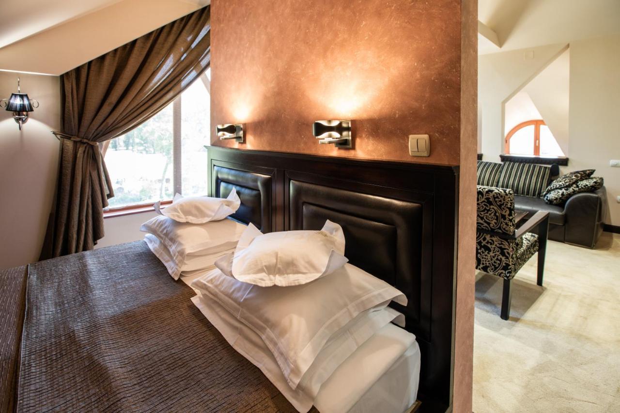 Hotel Vila Lago Palić エクステリア 写真